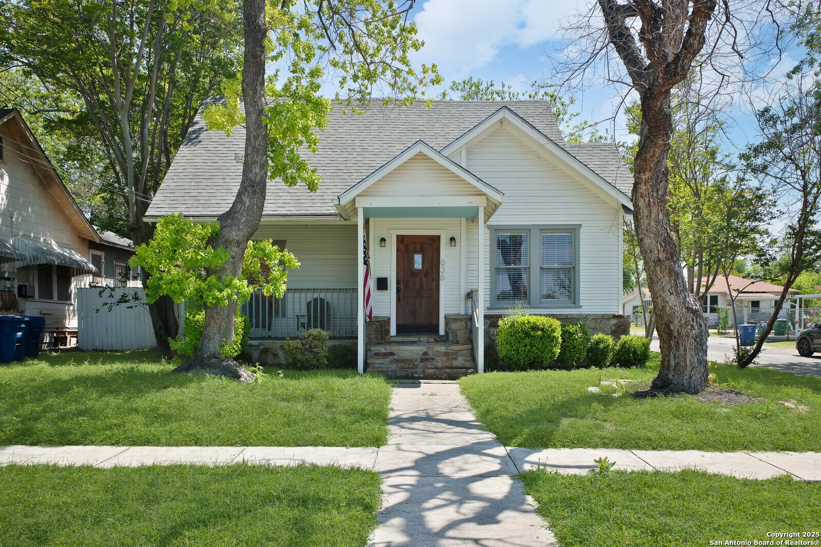 W Hollywood Ave, San Antonio, TX 78212