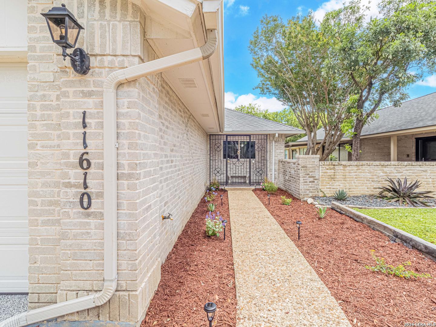 Whisper Trail St, San Antonio, TX 78230