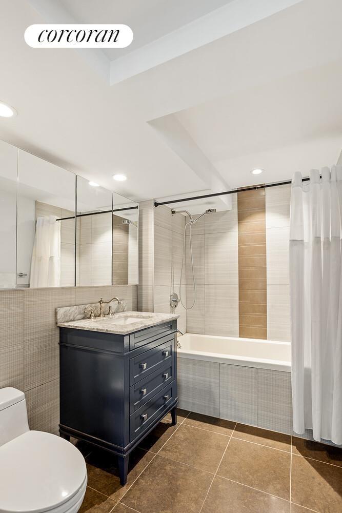 N 5th St, Brooklyn, NY 11211