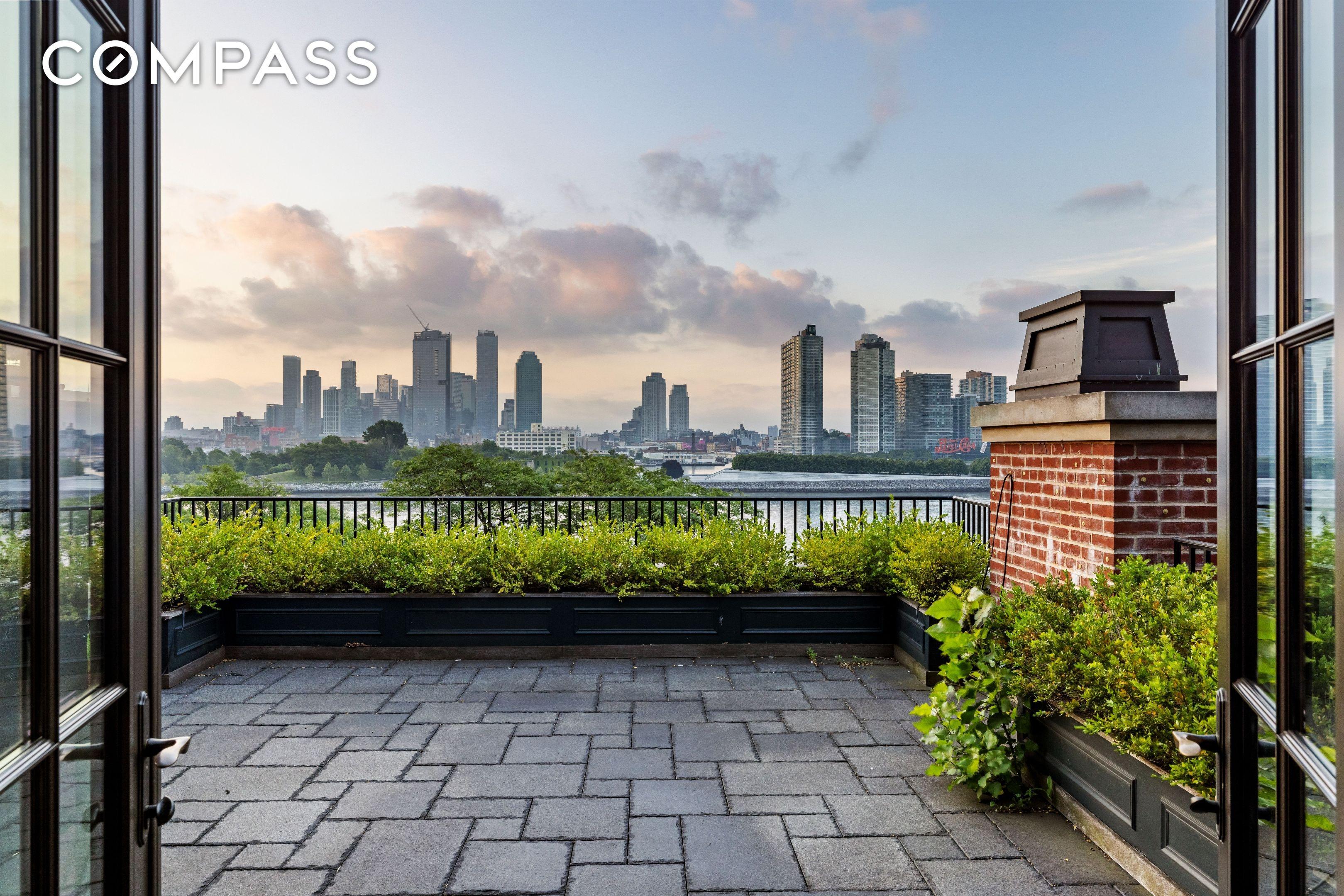 Beekman Pl, New York, NY 10022