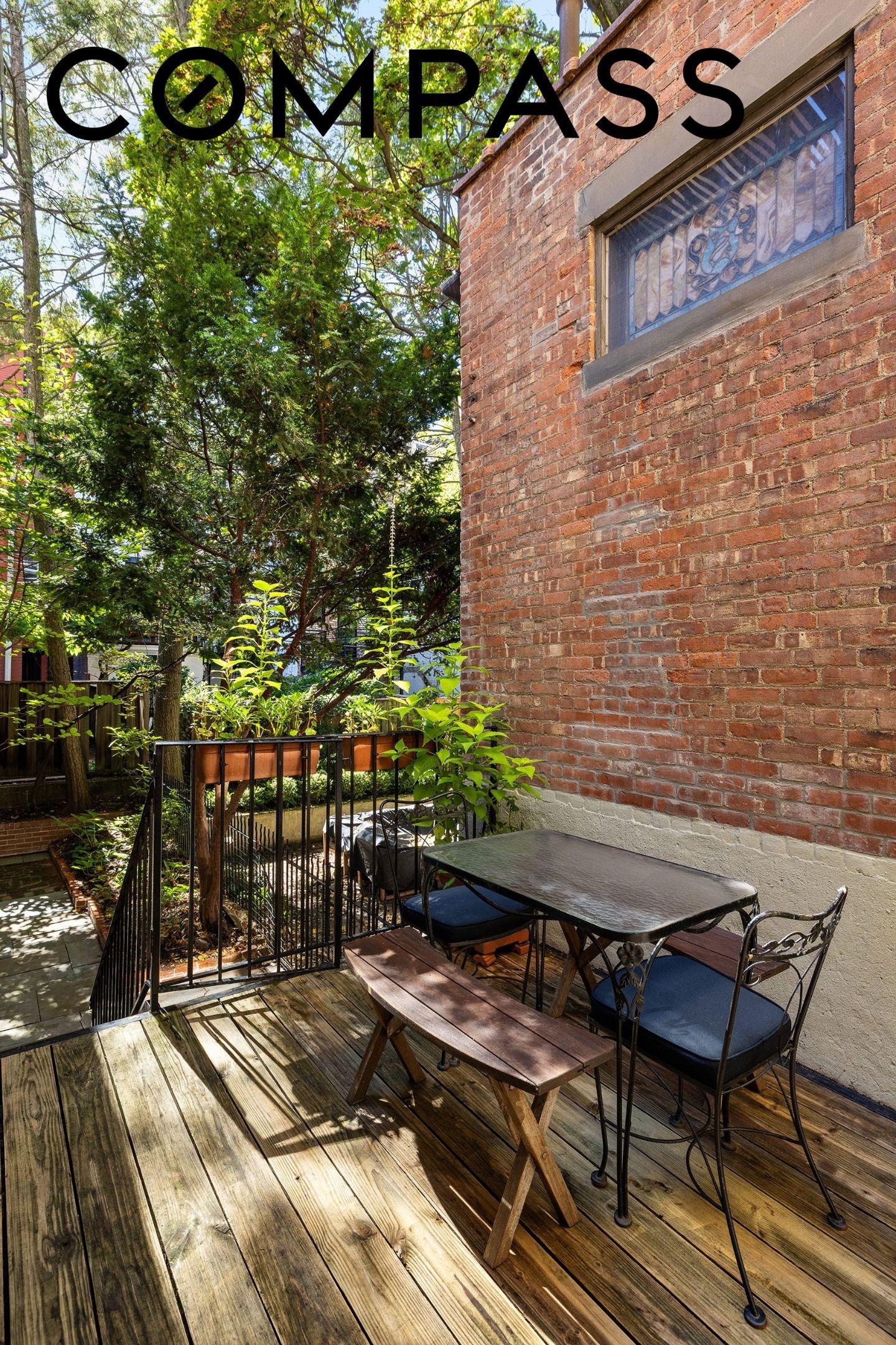 President St, Brooklyn, NY 11215