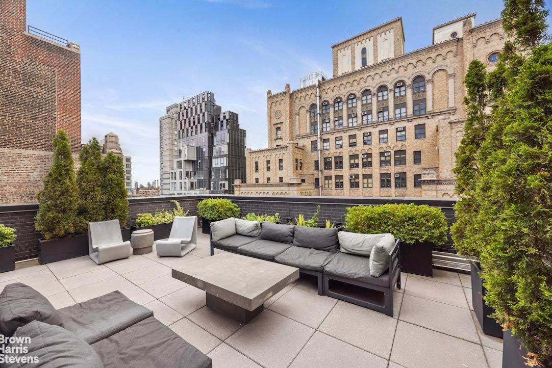 E 23rd St, New York, NY 10010