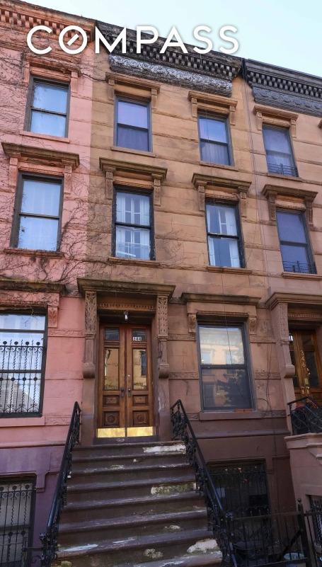 W 121st St, New York, NY 10027