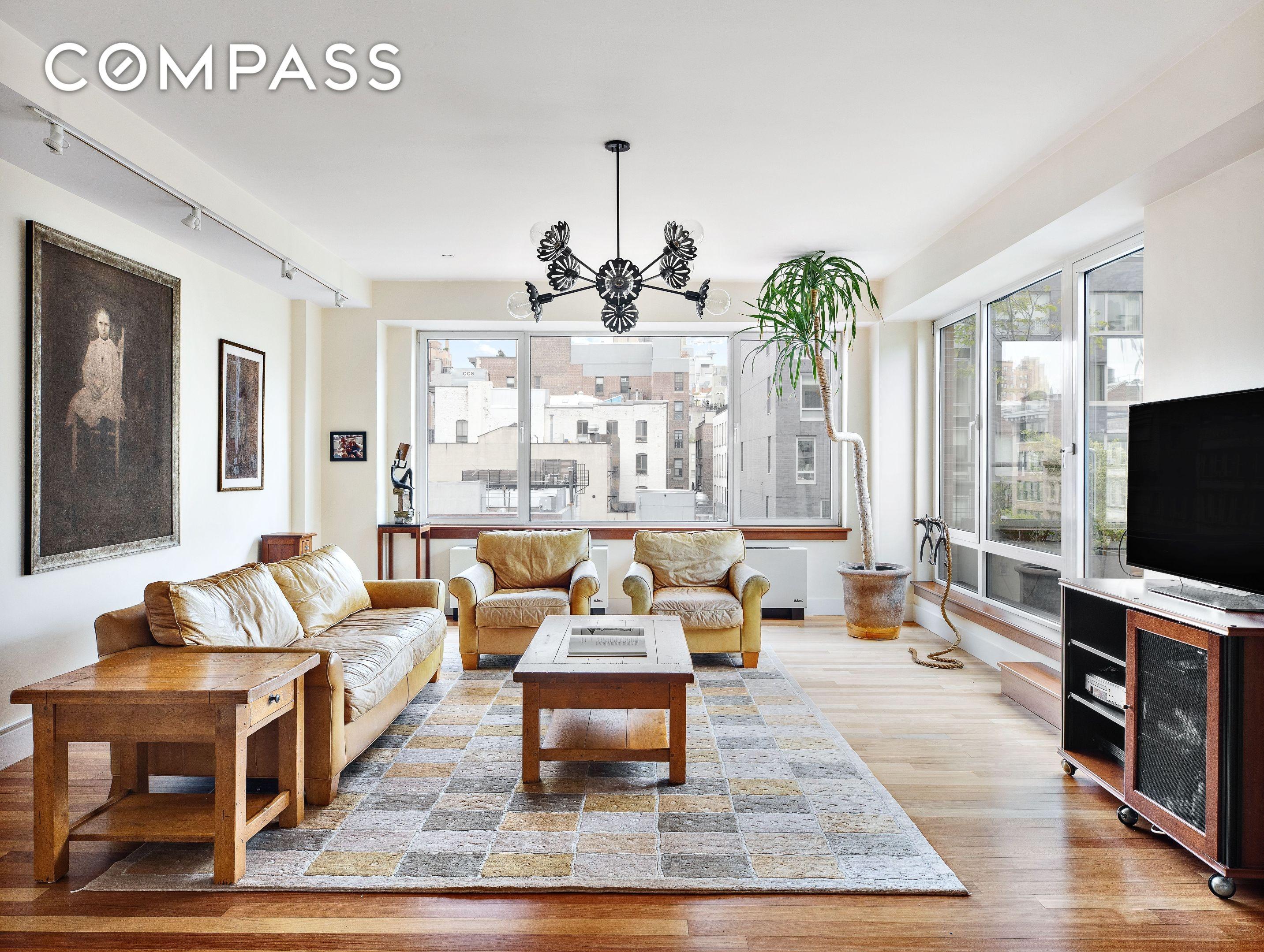 W 17th St, New York, NY 10011