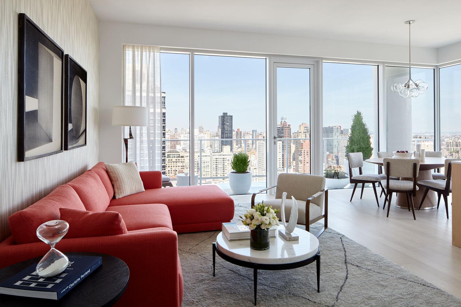 E 59th St, New York, NY 10022