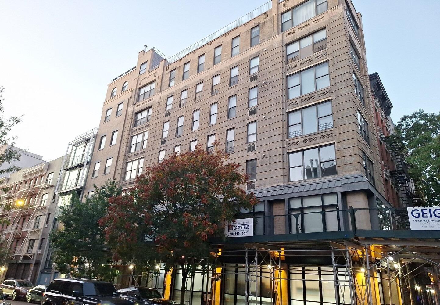 E 2nd St, New York, NY 10009
