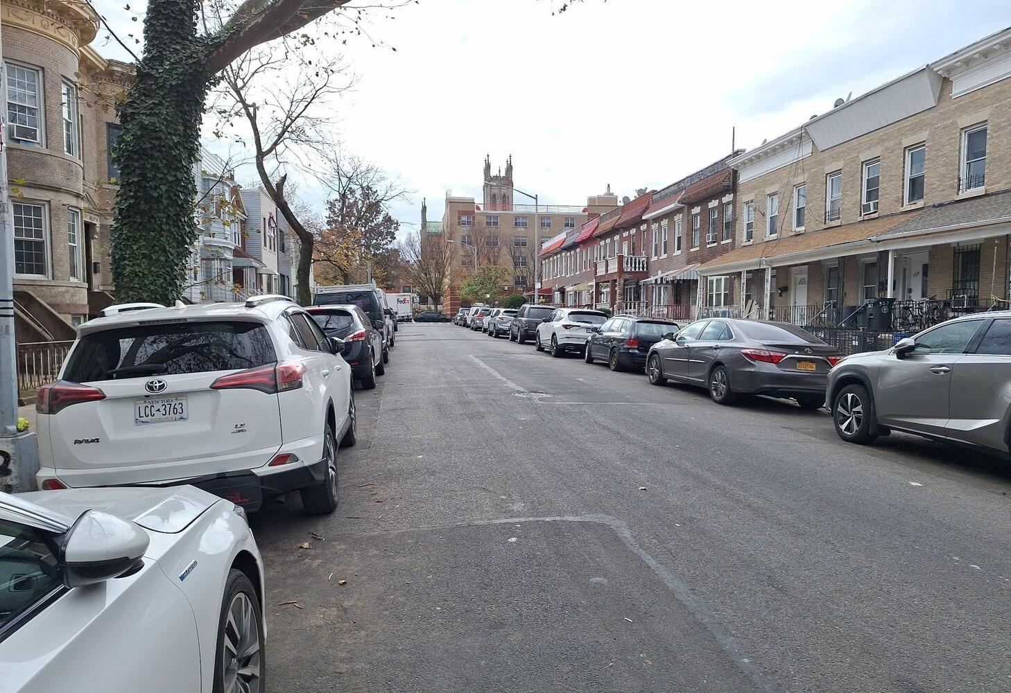 Parkville Ave, Brooklyn, NY 11230