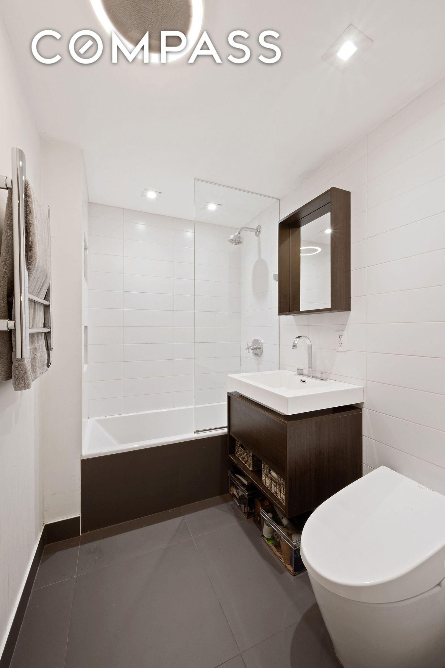 N 3rd St, Brooklyn, NY 11249