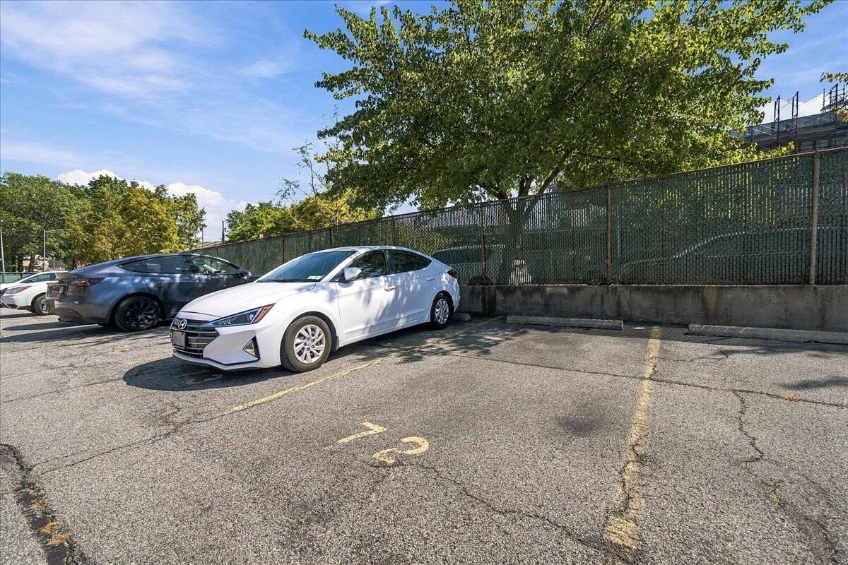 Gadsen Pl, Staten Island, NY 10314