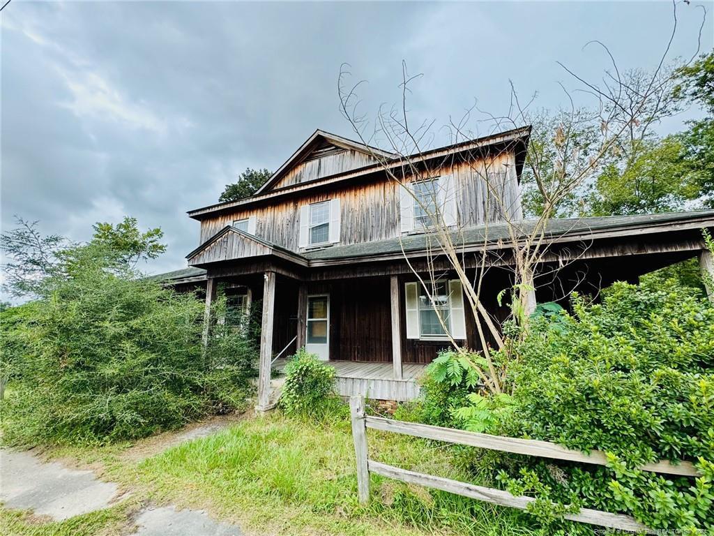 Trinity St, Fairmont, NC 28340