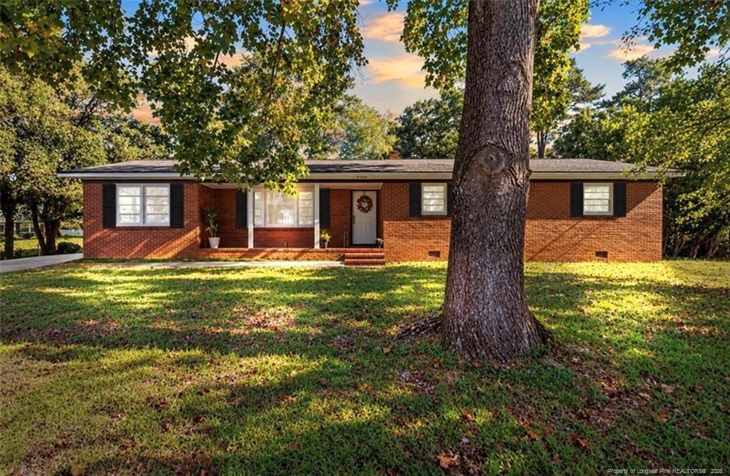Guy Cir, Fayetteville, NC 28303