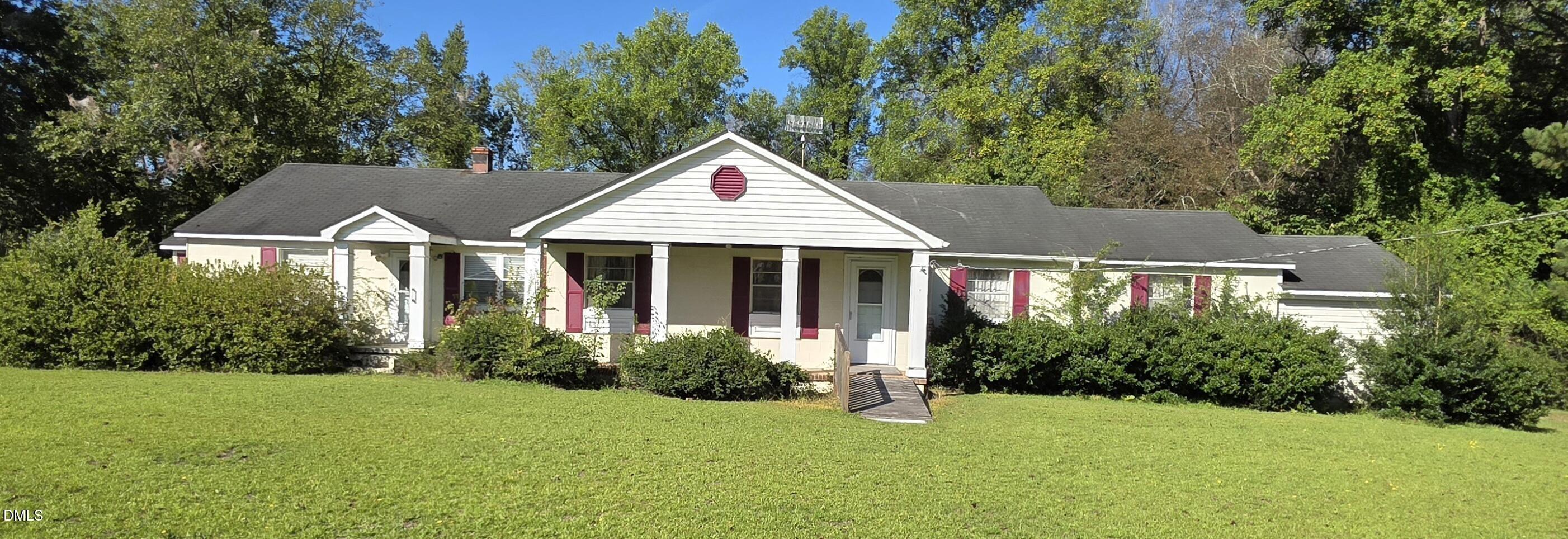 S River Rd, Autryville, NC 28318