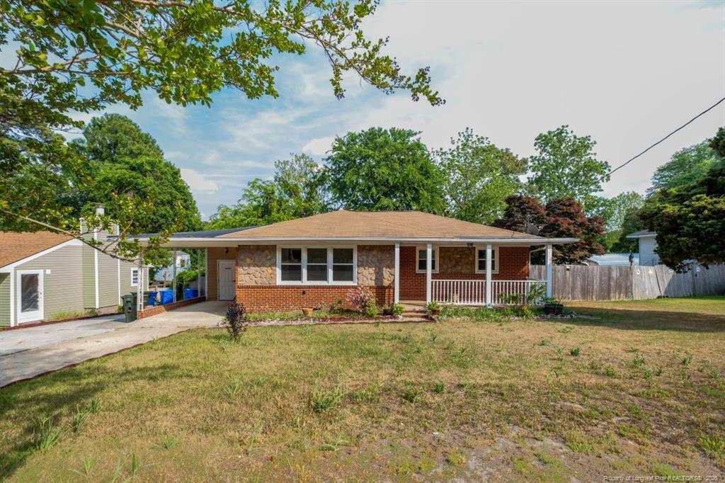 Faison Ave, Fayetteville, NC 28304