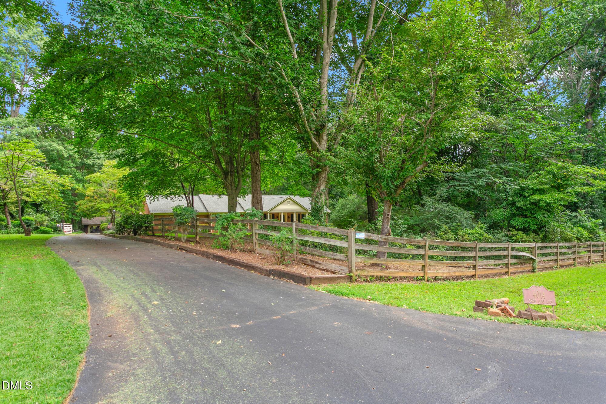 Forest Oaks Ln, Mebane, NC 27302