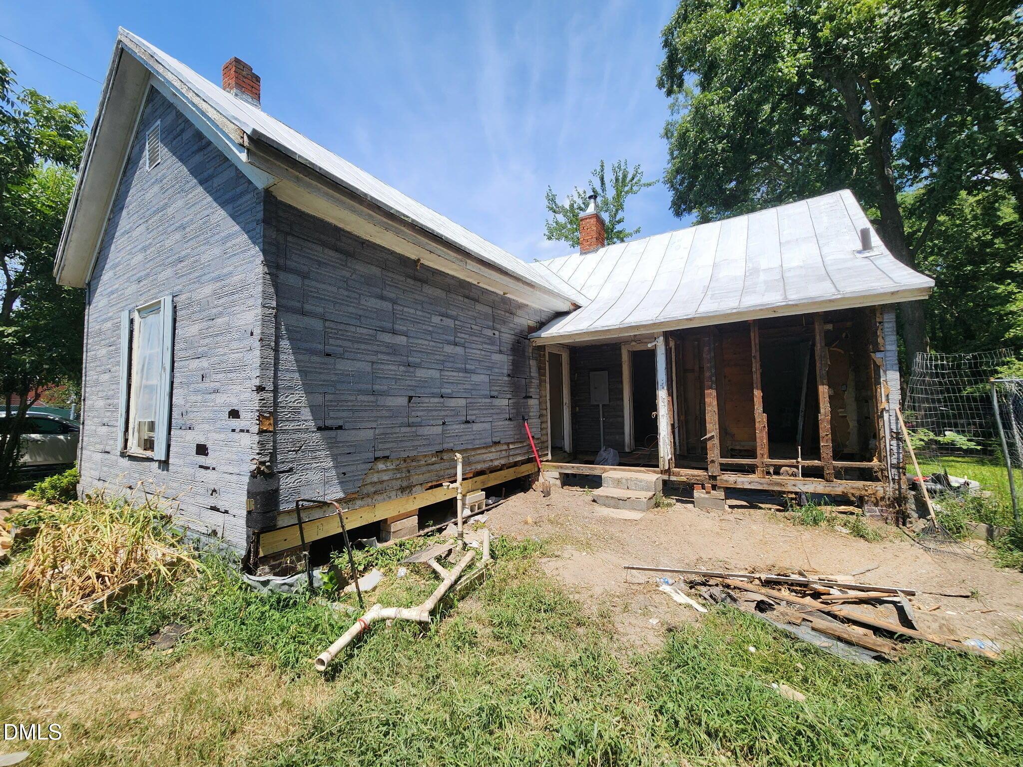 N 12th St, Smithfield, NC 27577