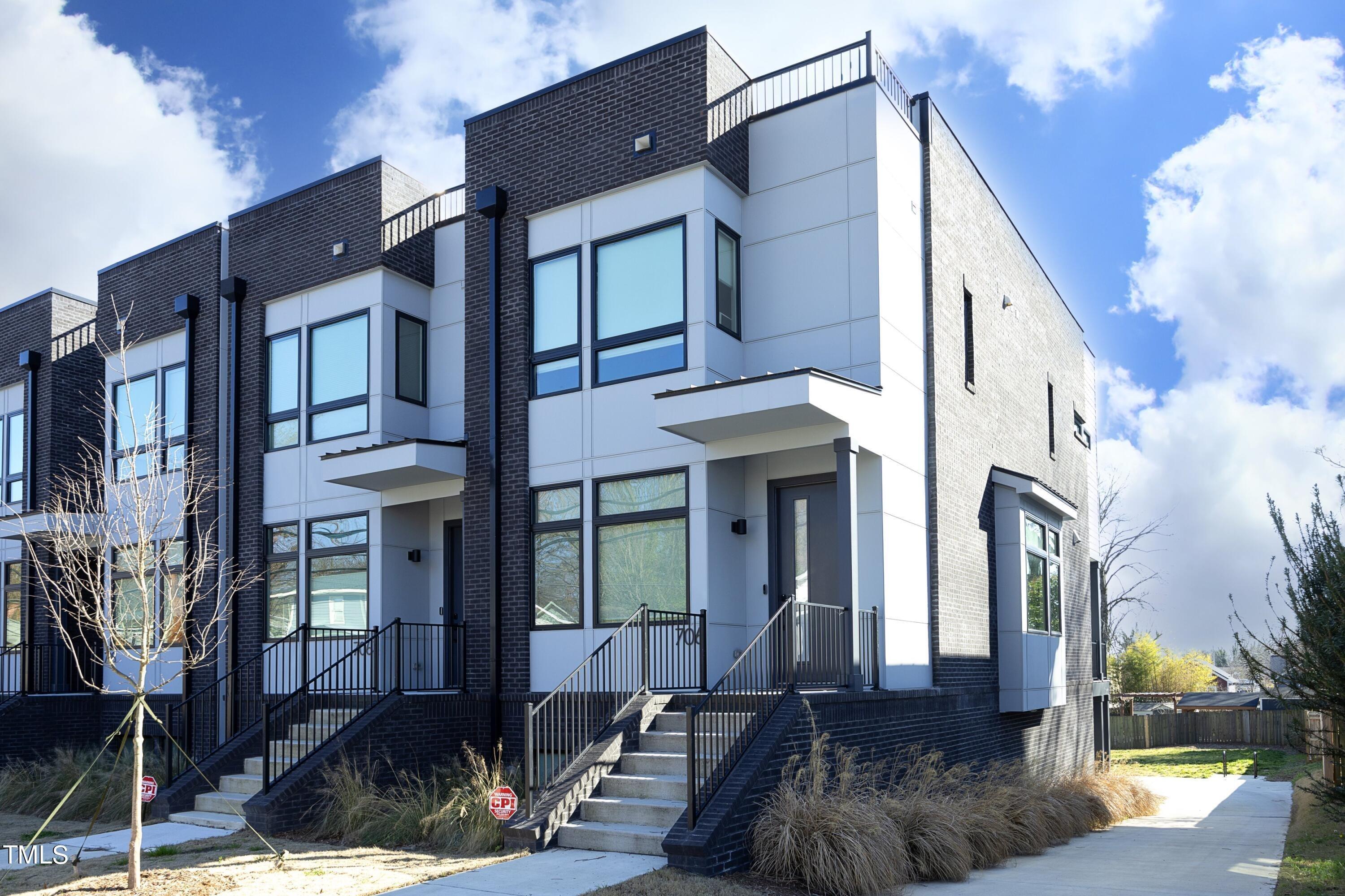 E Hargett St, Raleigh, NC 27601