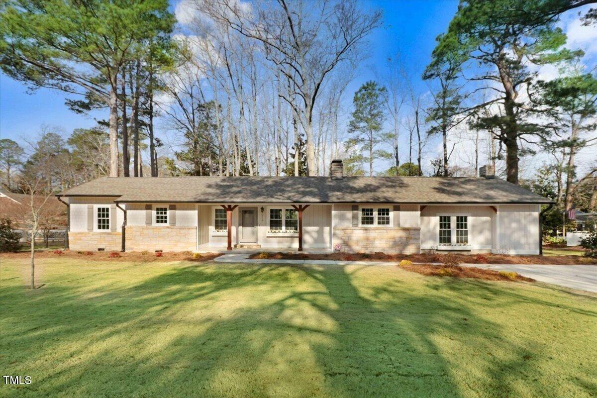 S General Lee Ave, Dunn, NC 28334