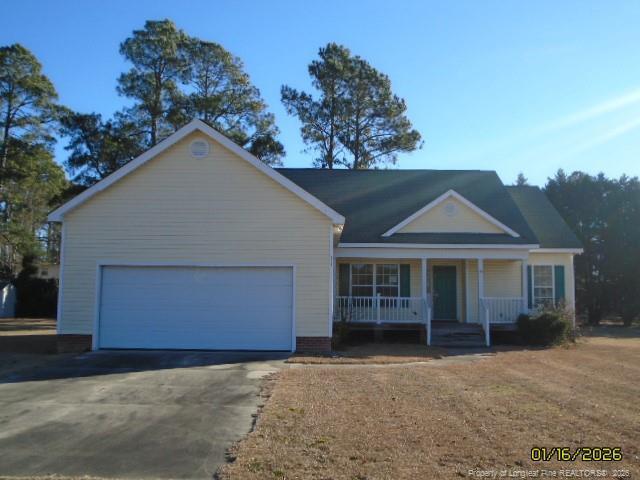 Kelly Dr, Laurinburg, NC 28352