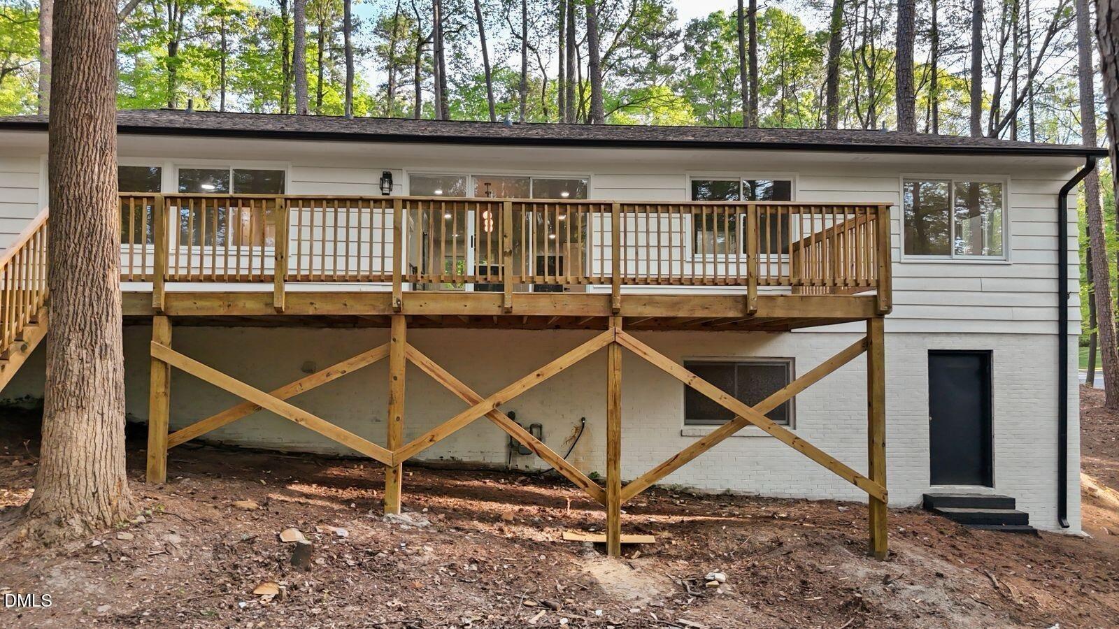 N Elliott Rd, Chapel Hill, NC 27514