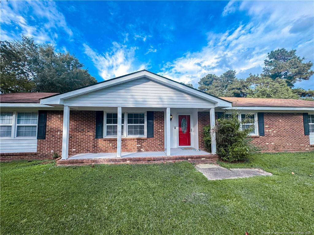 County Line Rd, Saint Pauls, NC 28384