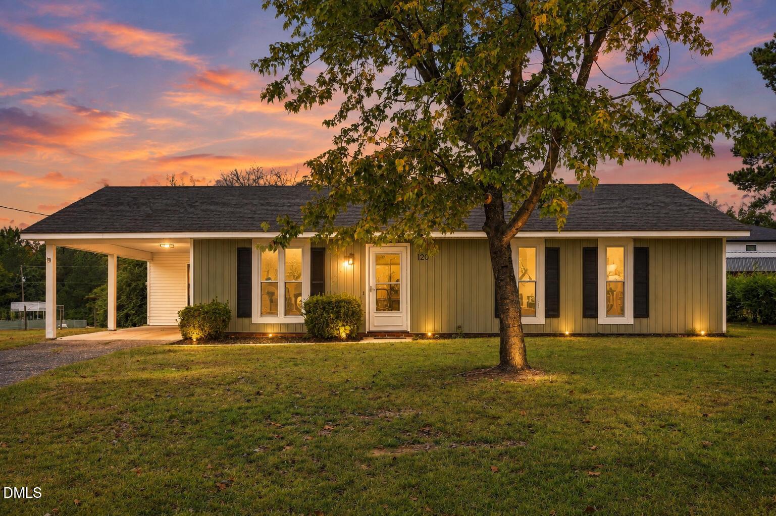 Mars Dr, Dunn, NC 28334