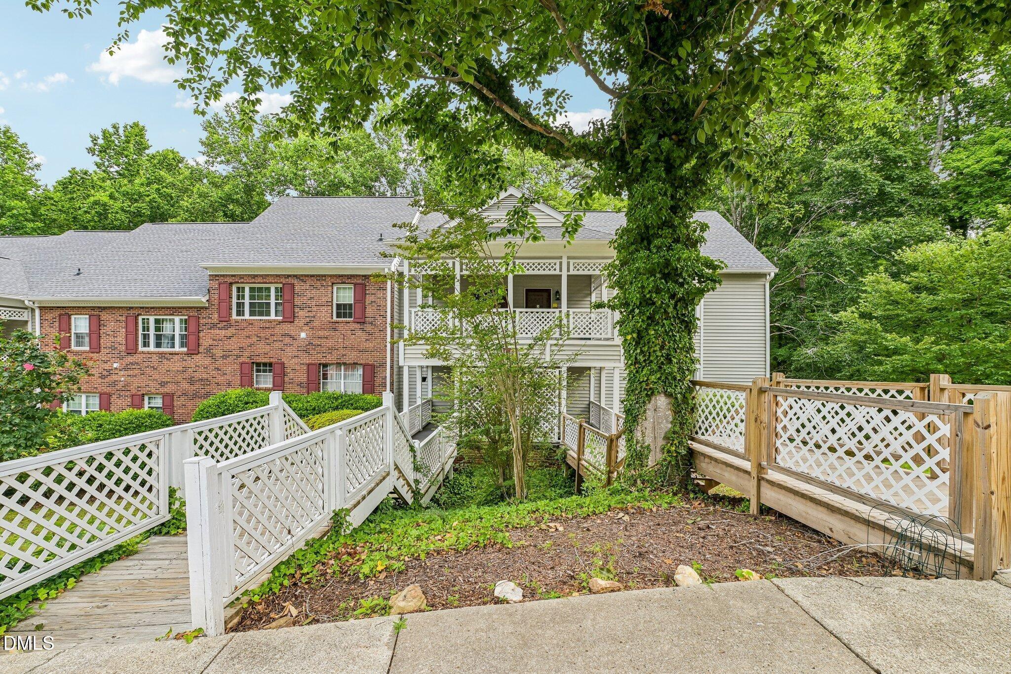 Gooseneck Dr, Cary, NC 27513