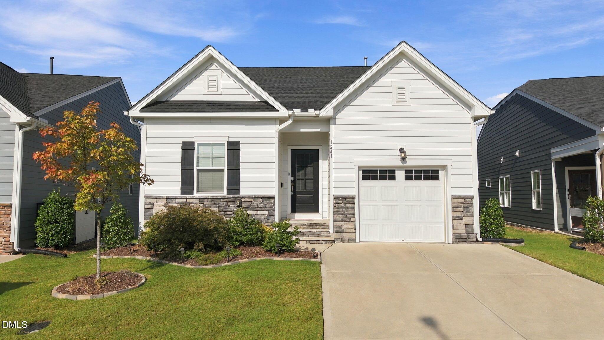 White Flint Cir, Durham, NC 27703