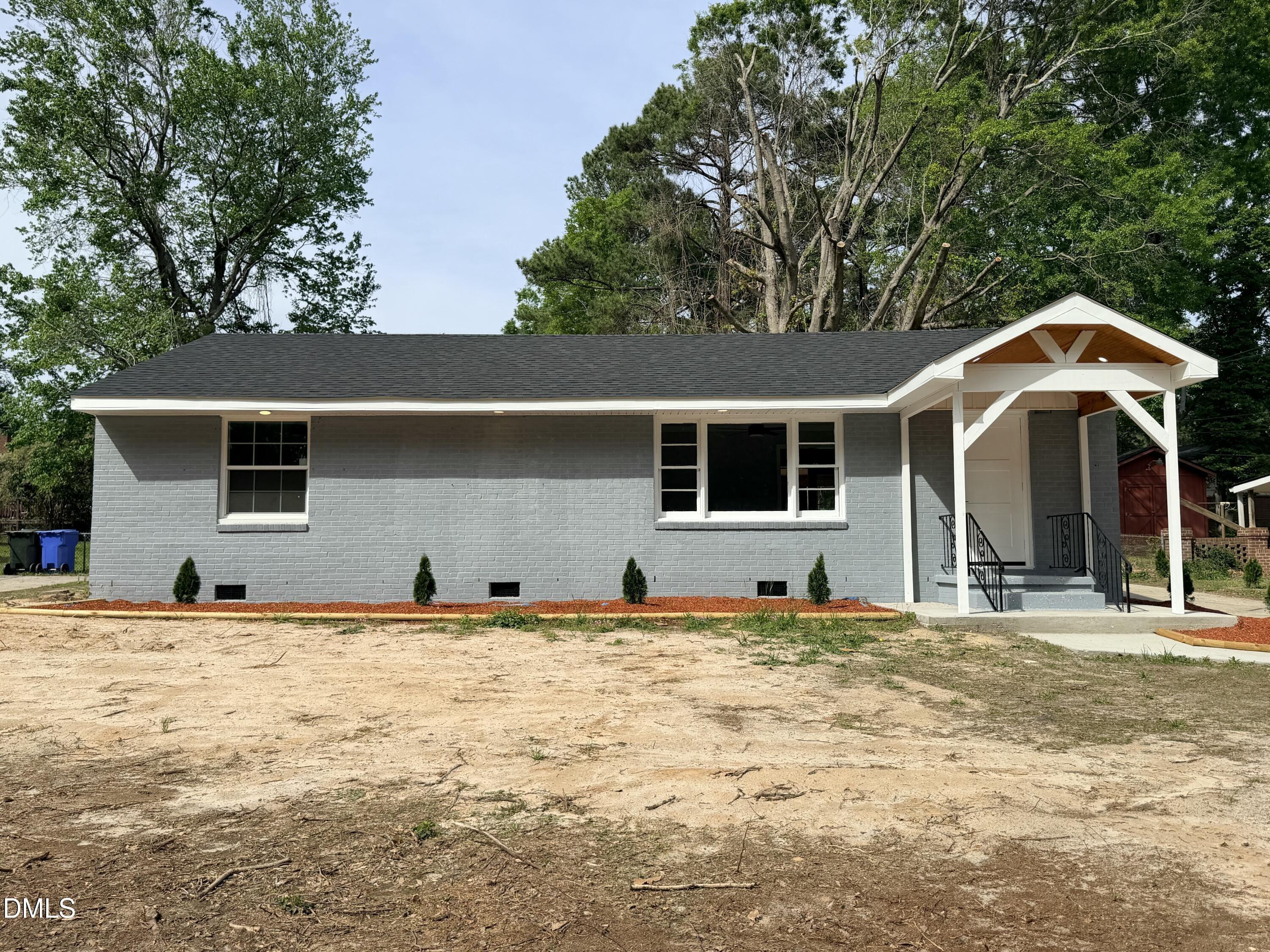 Westwood Ave W, Wilson, NC 27893
