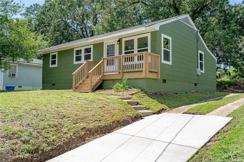Fleetwood Dr, Fayetteville, NC 28305