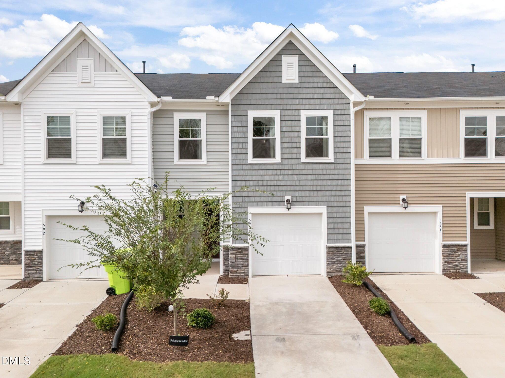 Woodlawn Dr, Durham, NC 27703