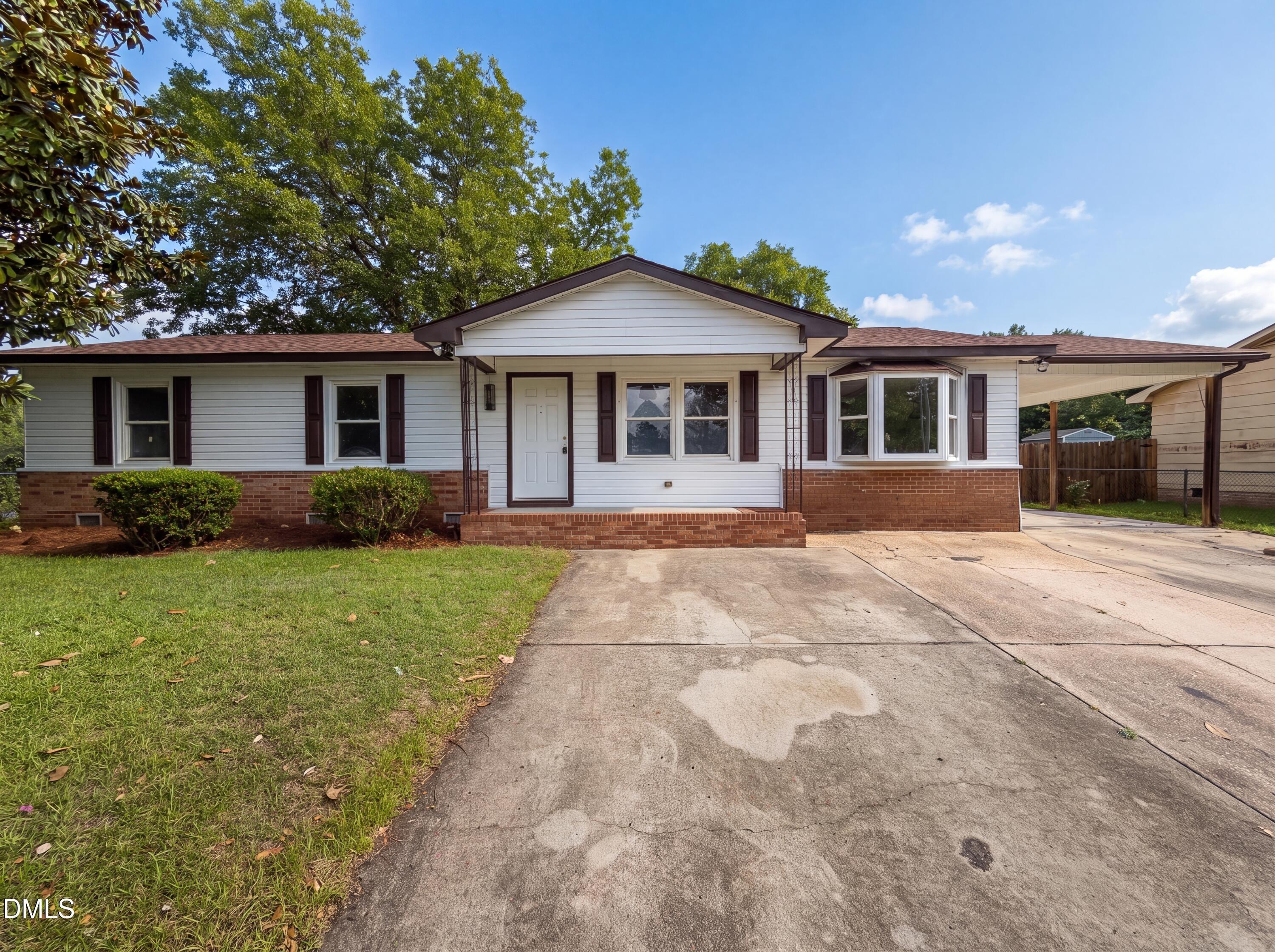 Bighorn Dr, Fayetteville, NC 28303