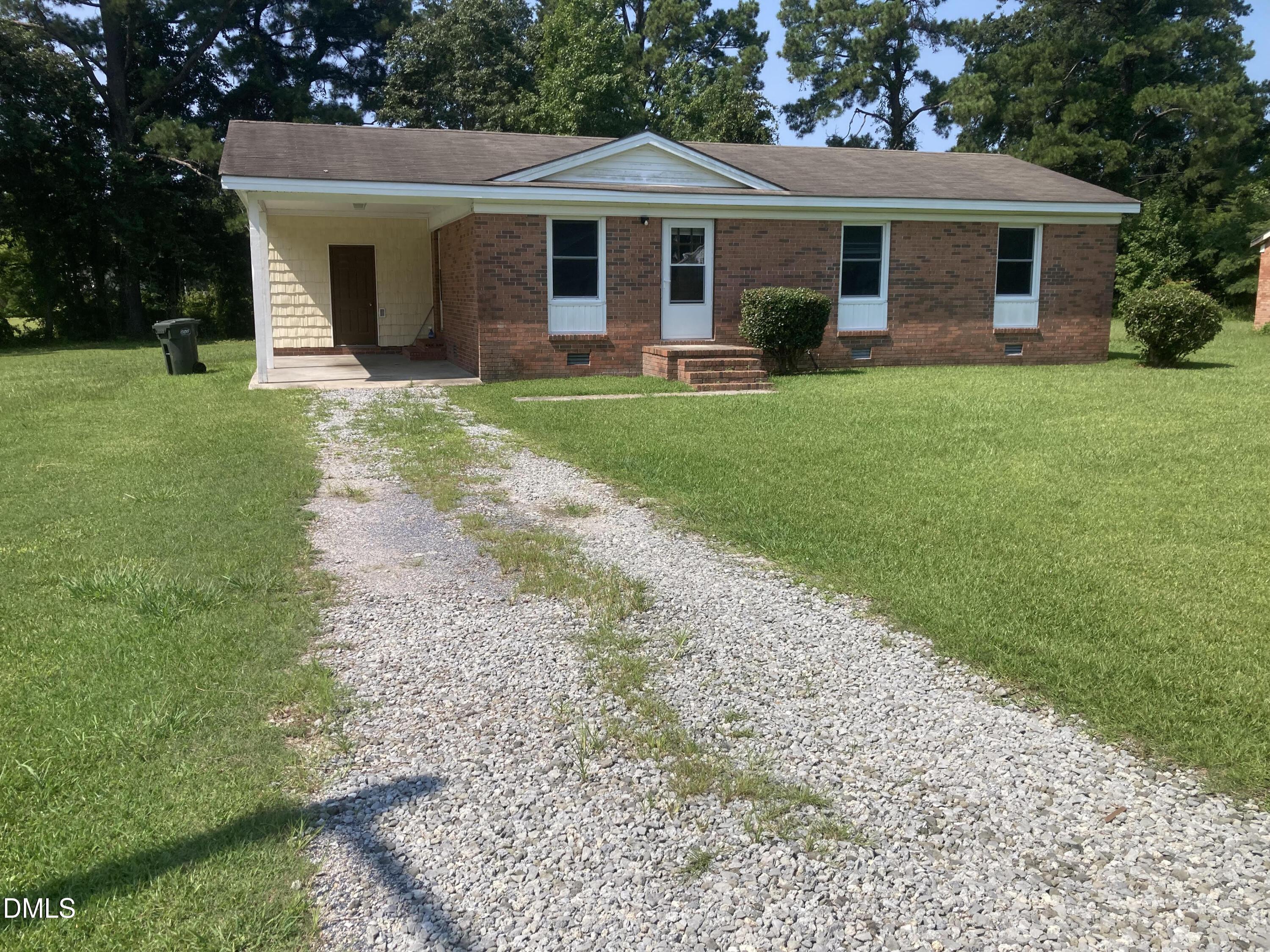 Mockingbird Ln, New Bern, NC 28562