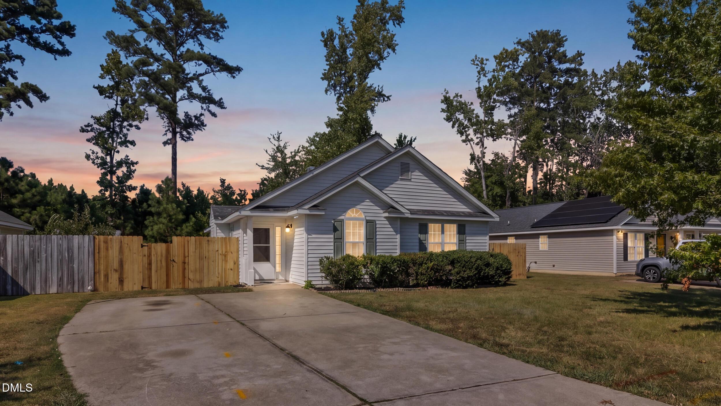 Huntsmoor Ln, Wilson, NC 27896