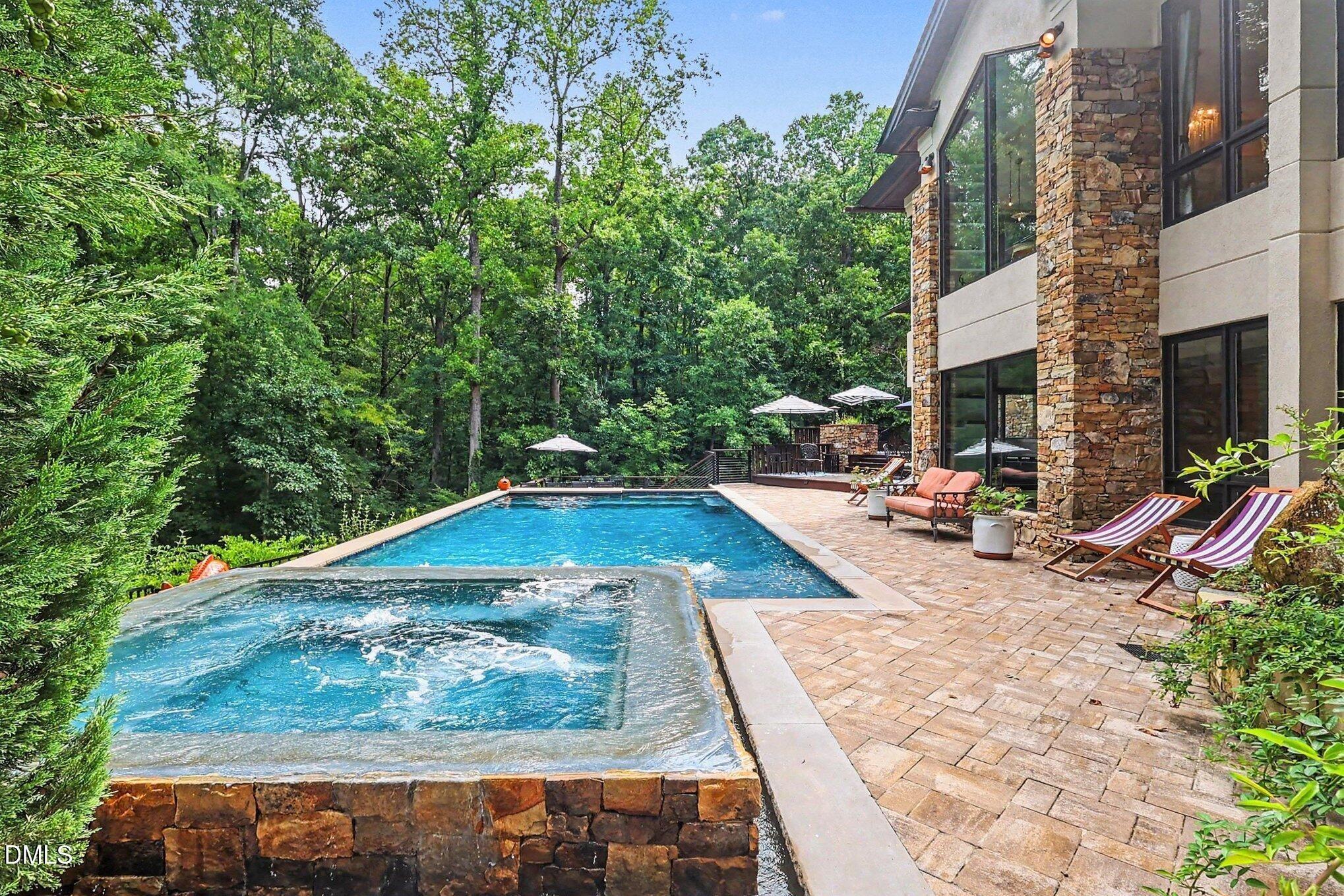 Iredell, Chapel Hill, NC 27517