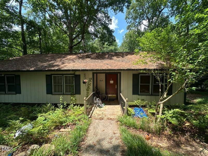 Yorktown Dr, Chapel Hill, NC 27516
