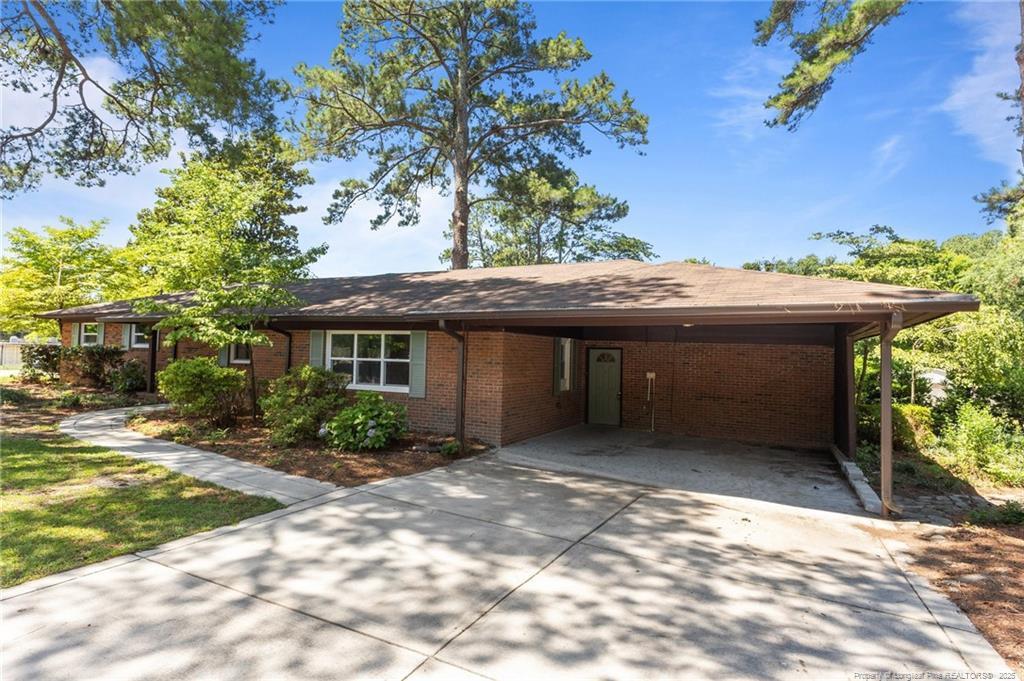 Bancroft Ave, Fayetteville, NC 28301