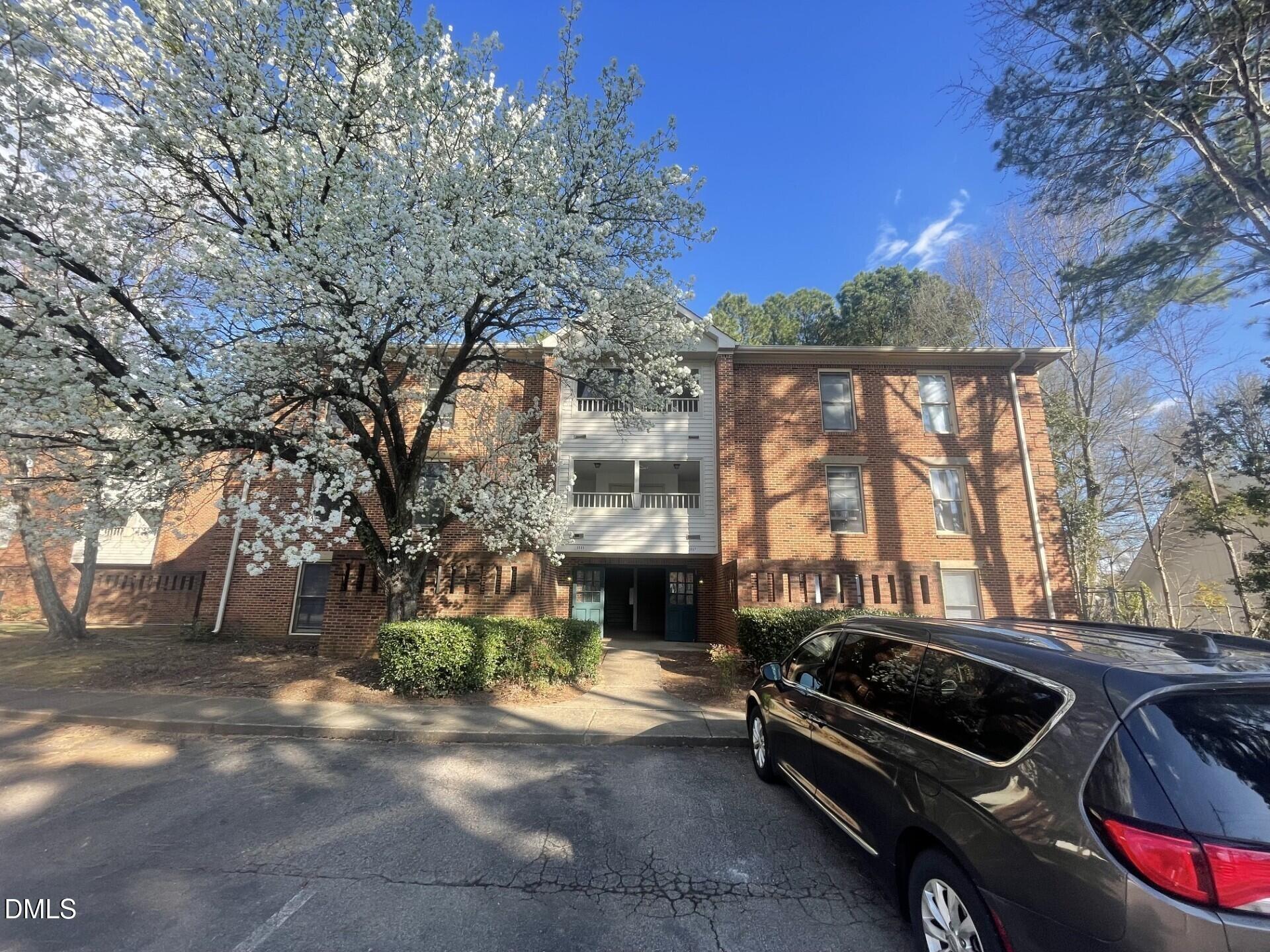 Ivy Commons Dr, Raleigh, NC 27606