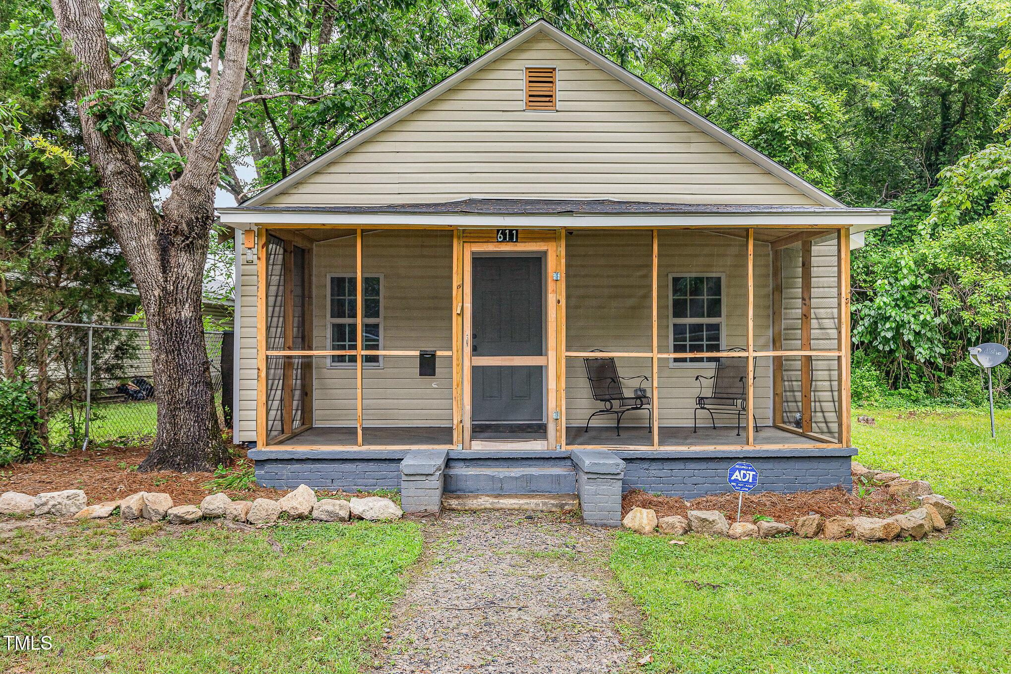 Rowland St, Henderson, NC 27536