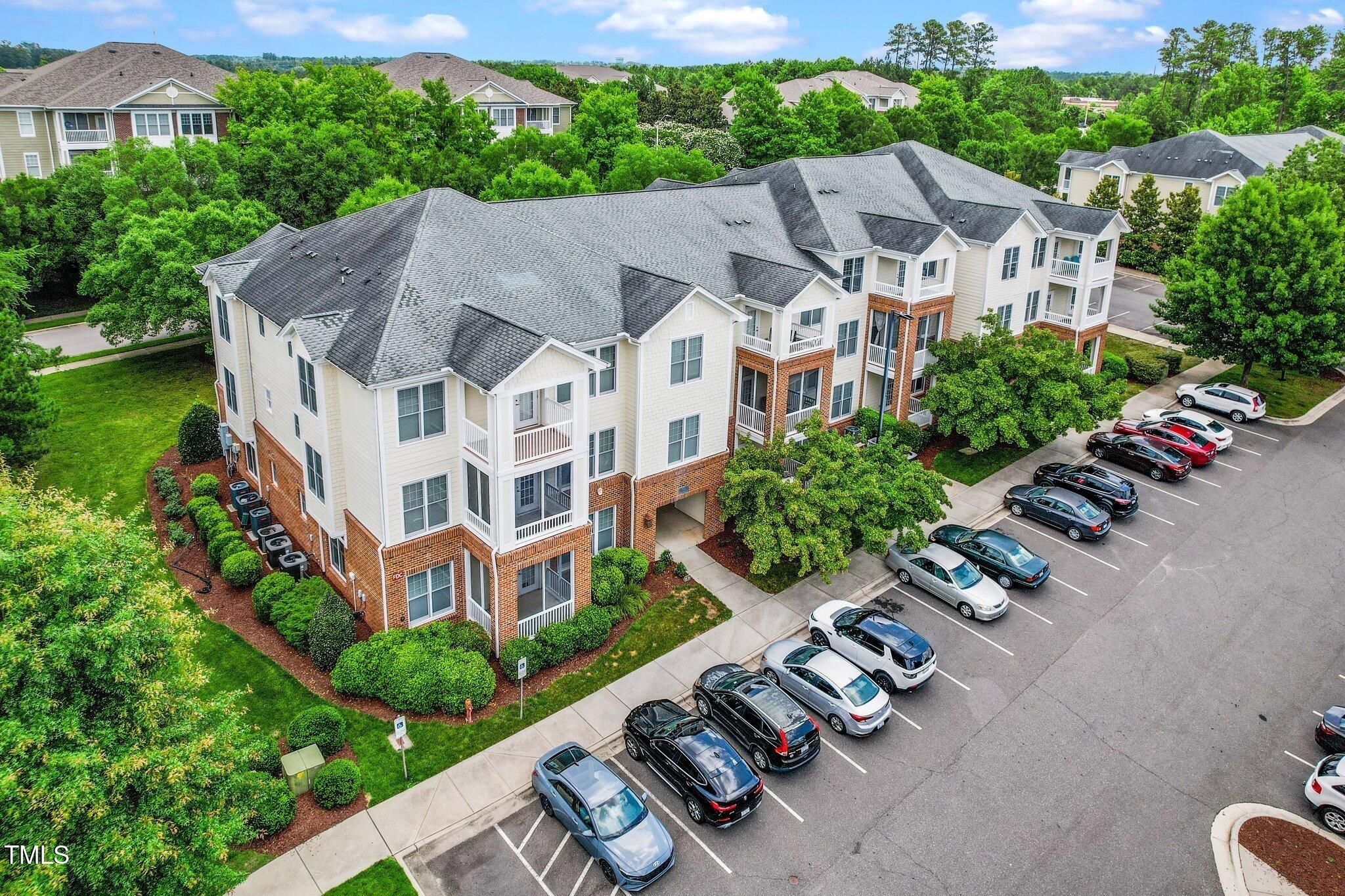 Portstewart Dr, Cary, NC 27519
