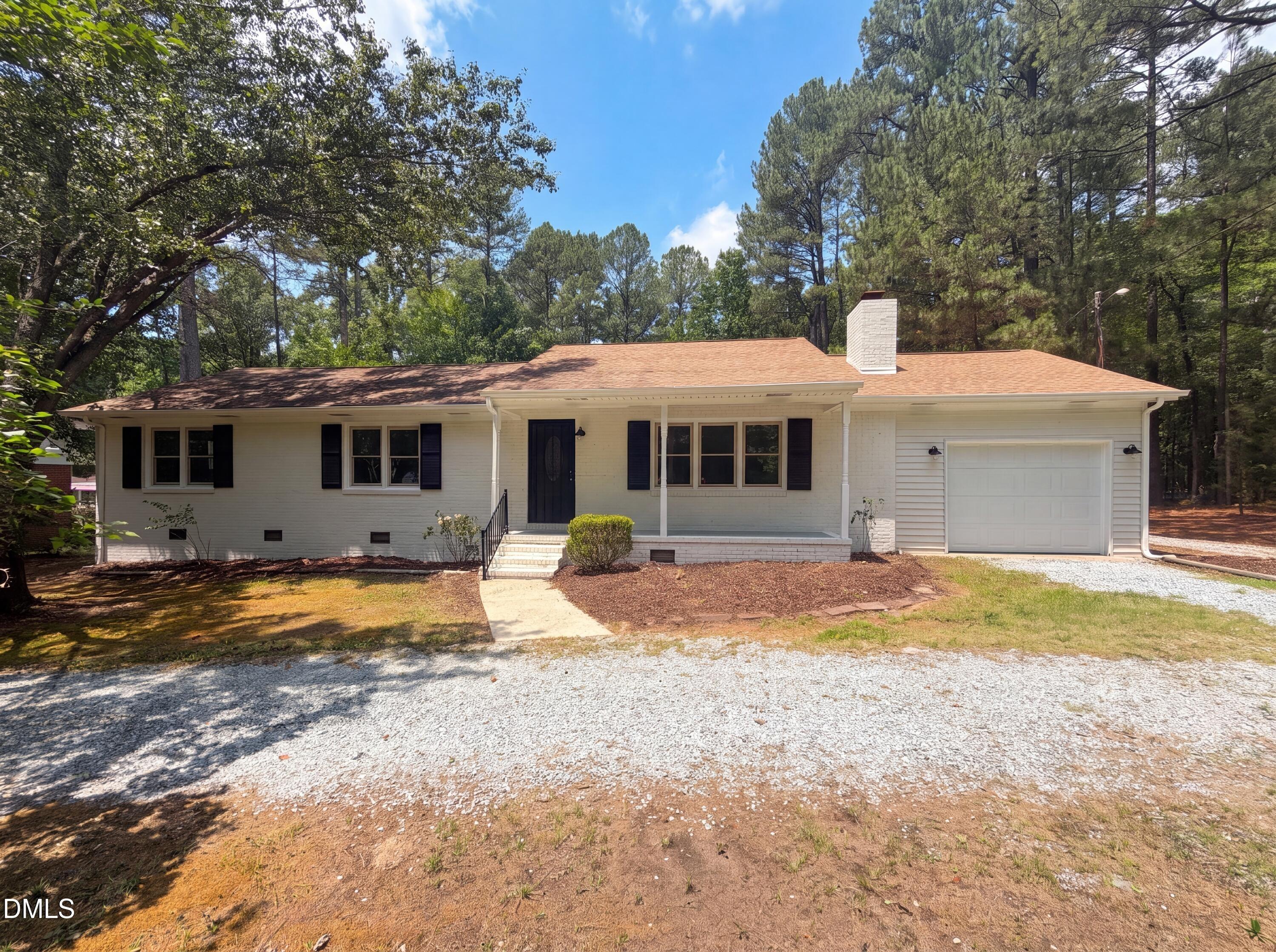 Dello St, Durham, NC 27712