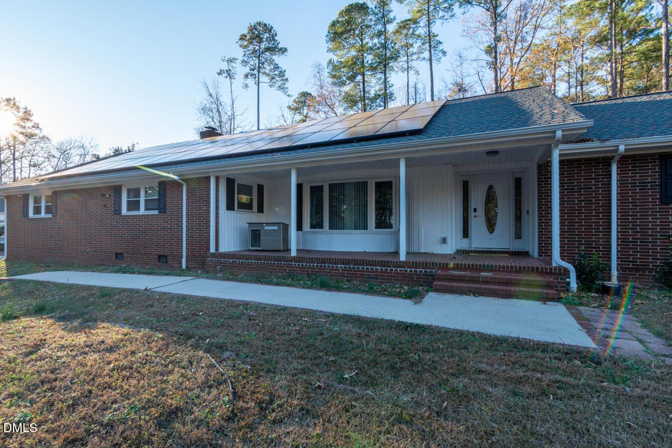 Fernwood Dr, Clayton, NC 27520