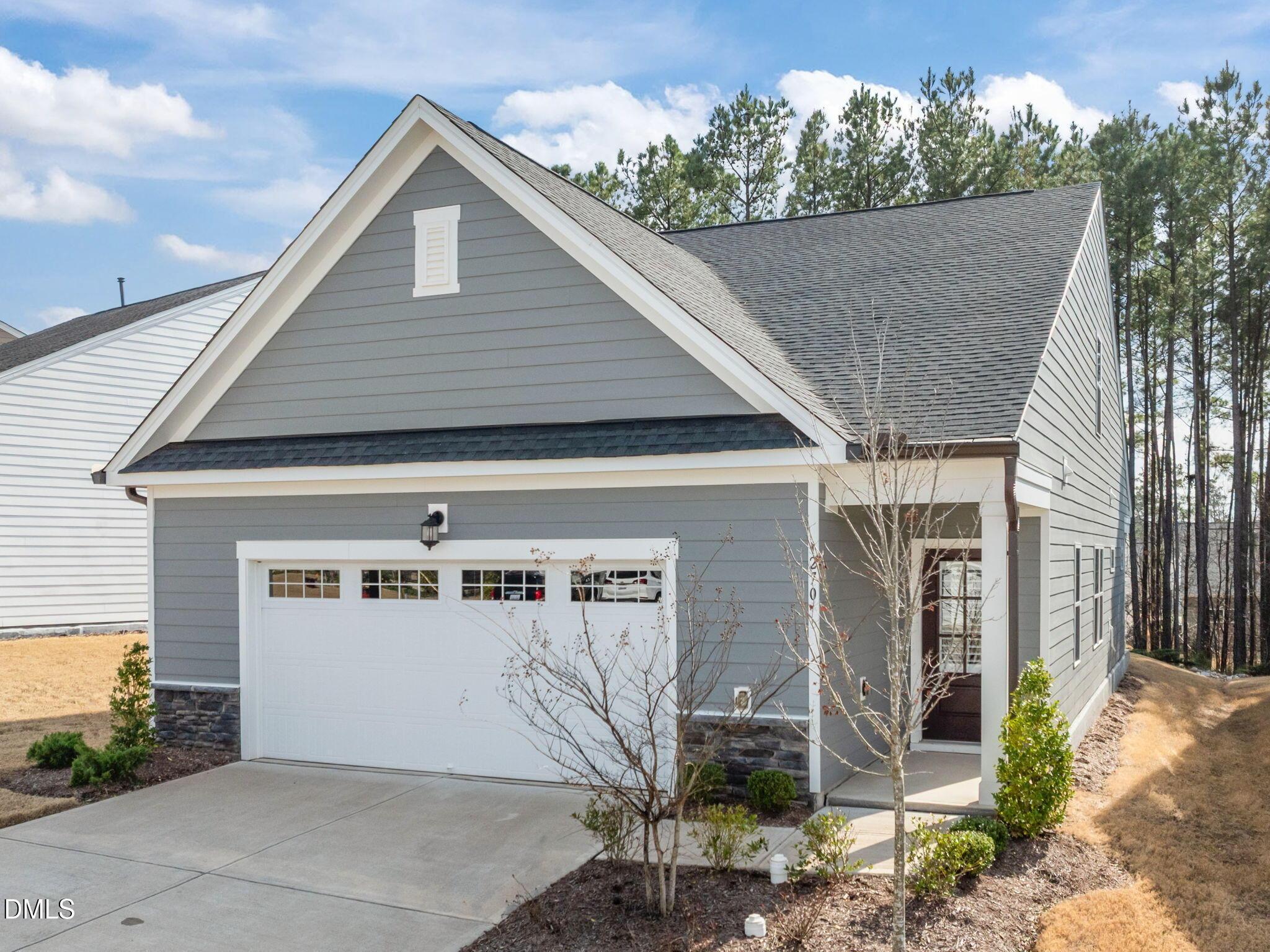 White Flint Cir, Durham, NC 27703
