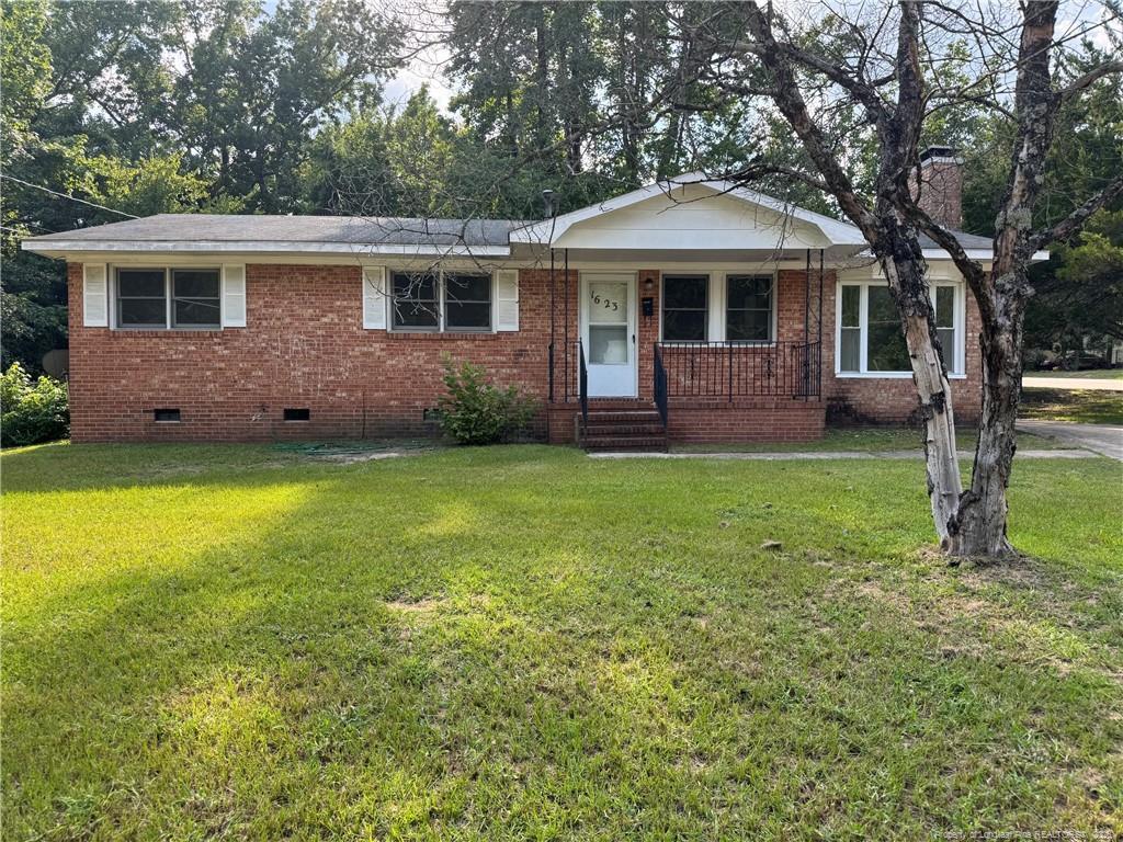 Gibson St, Fayetteville, NC 28301