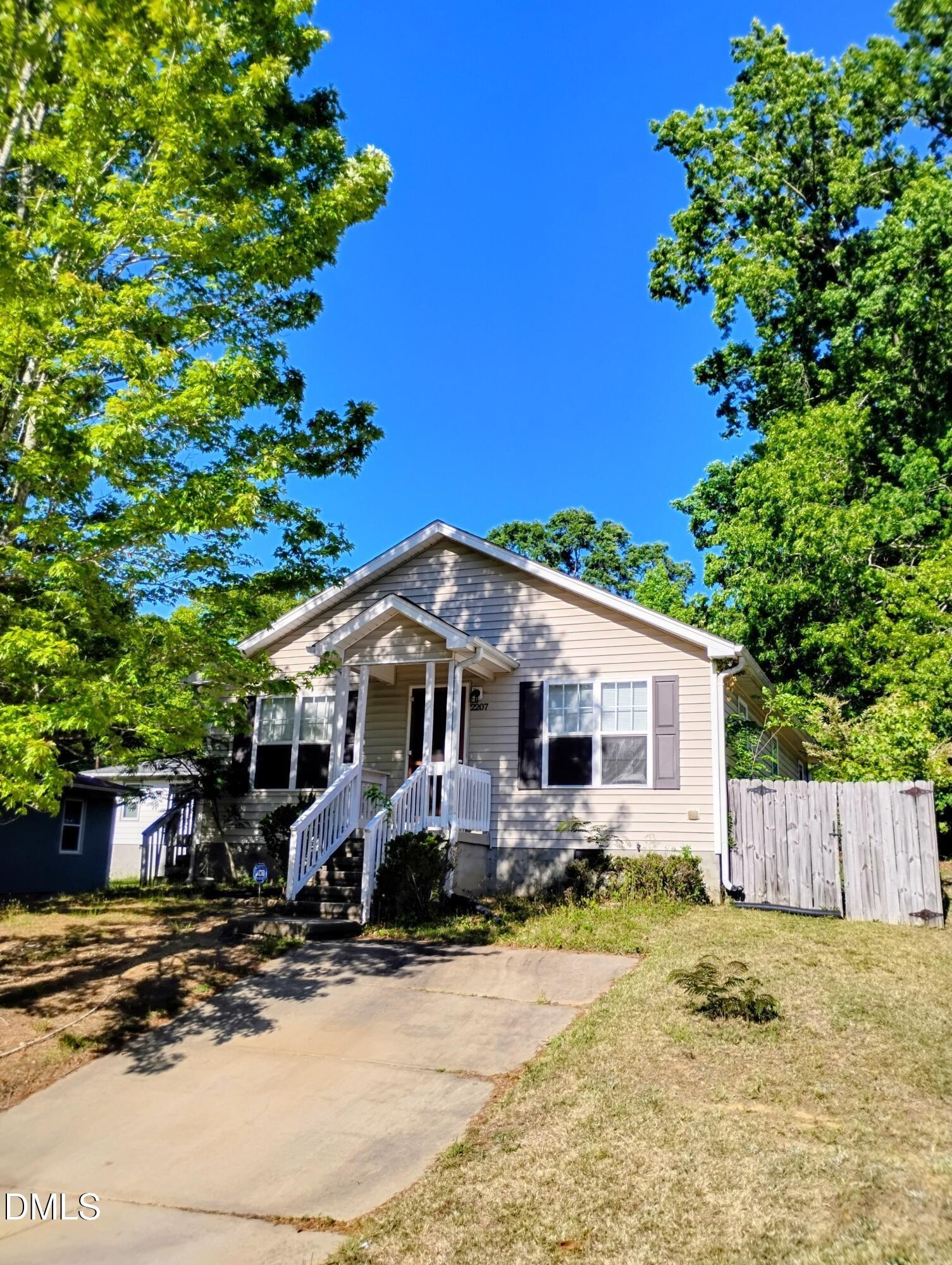 N Oak Ridge Blvd, Durham, NC 27707