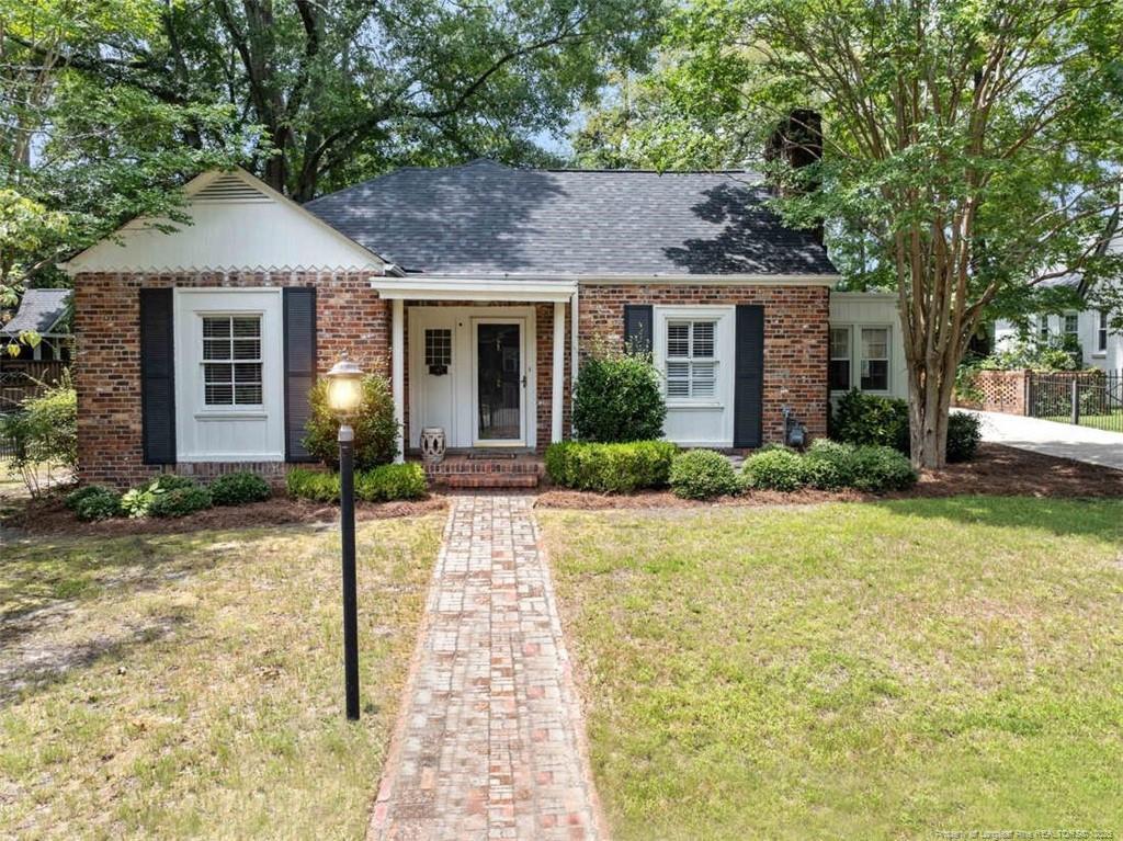 Huske St, Fayetteville, NC 28305