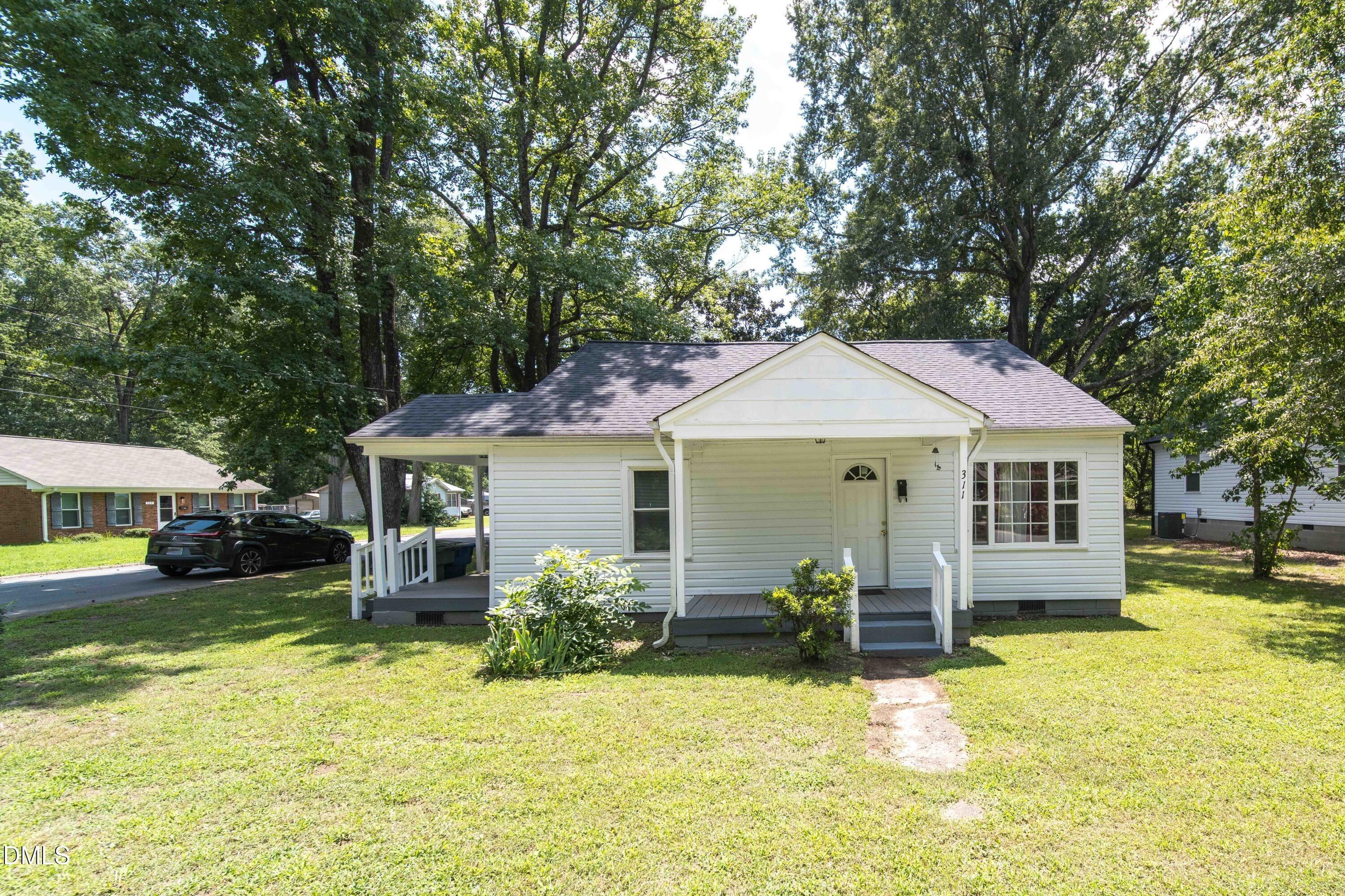 E Mcaden St, Graham, NC 27253