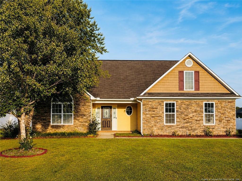 Collinwood Dr, Raeford, NC 28376