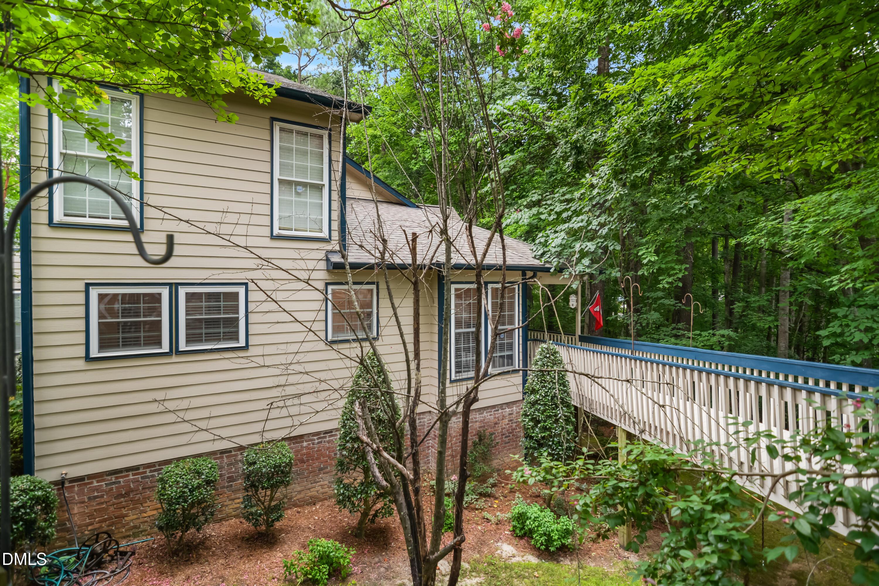 Oak Trl, Clayton, NC 27520