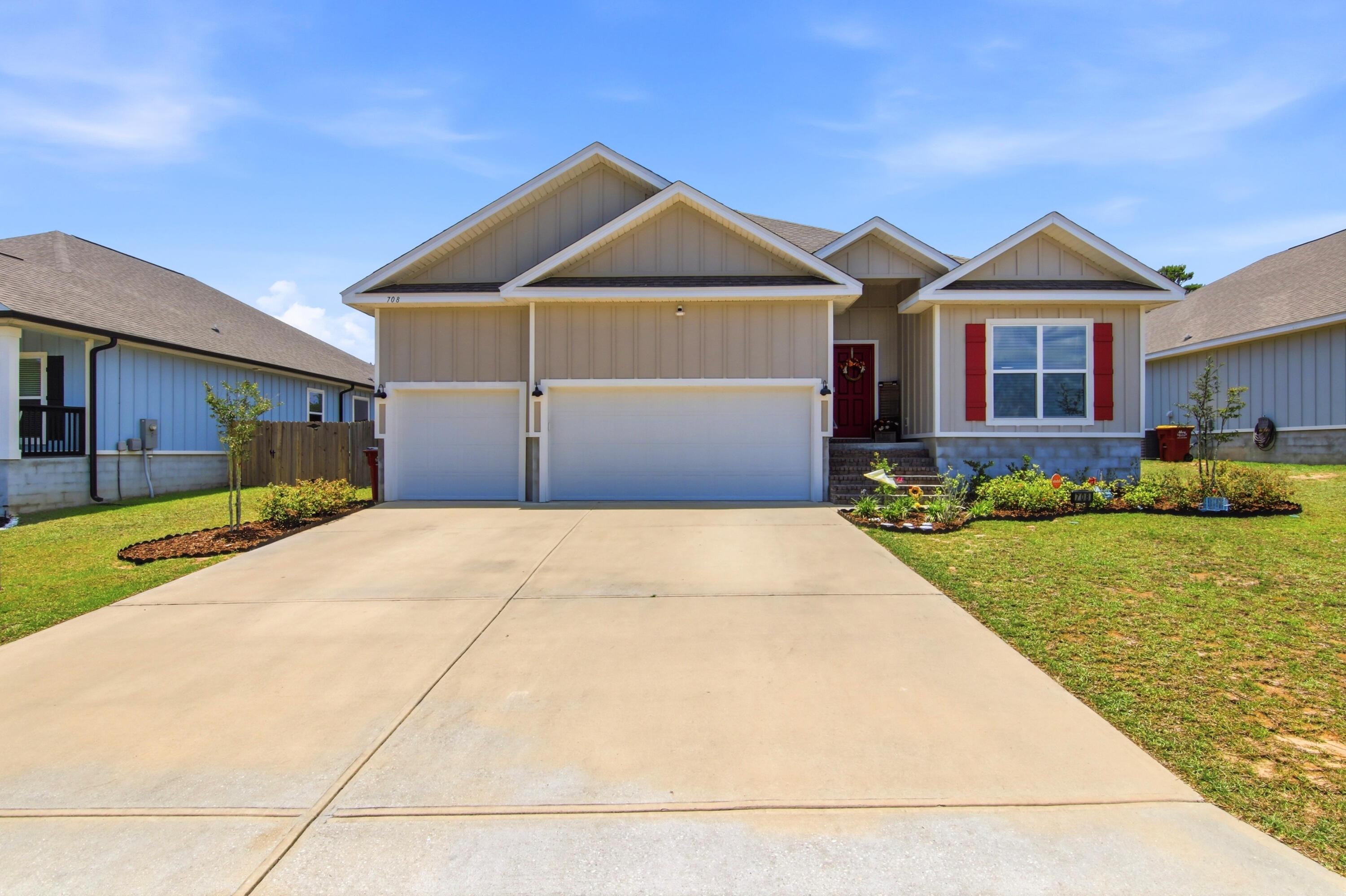 Quintana St, Crestview, FL 32539
