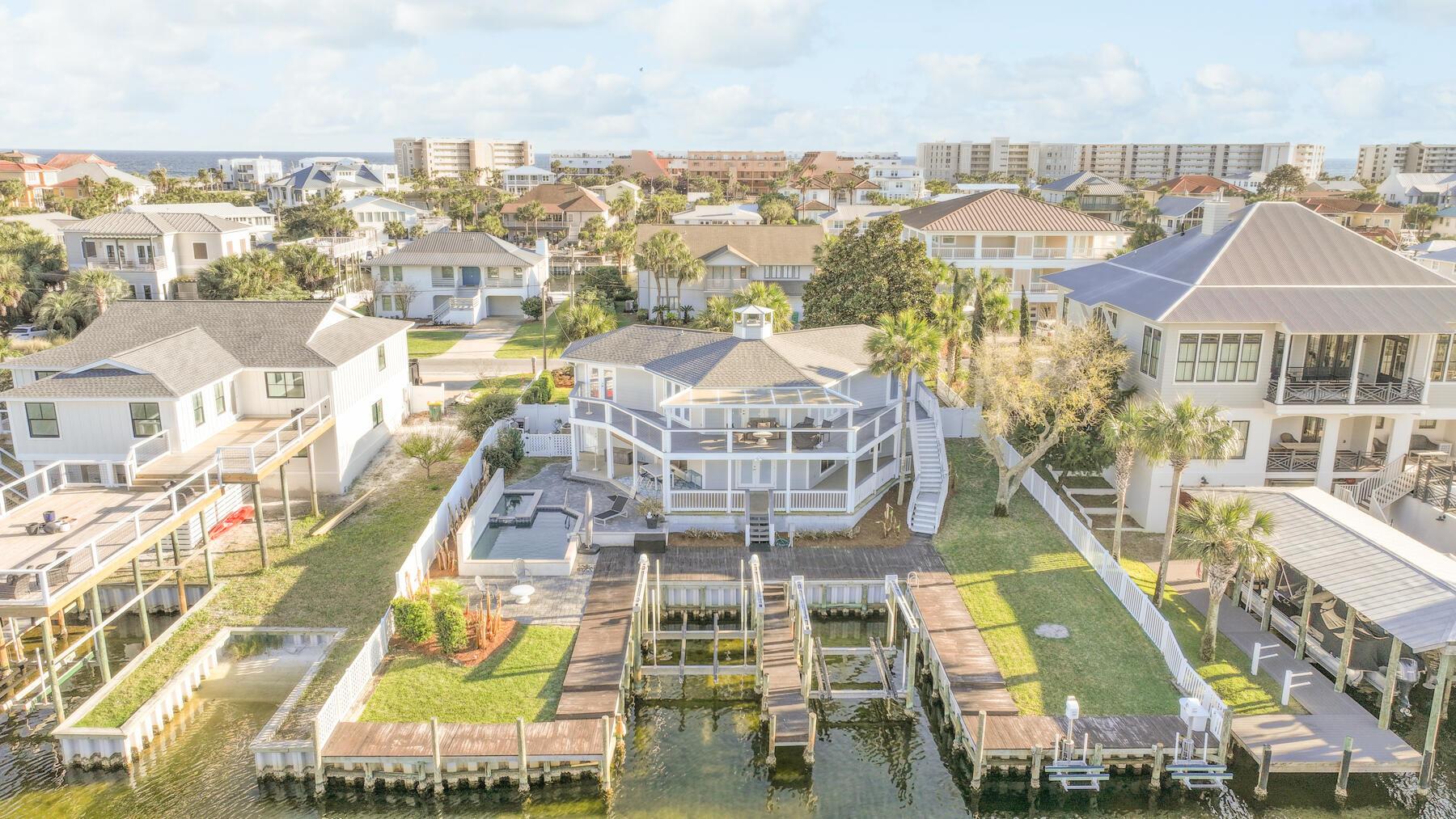 Osceola Dr, Destin, FL 32541